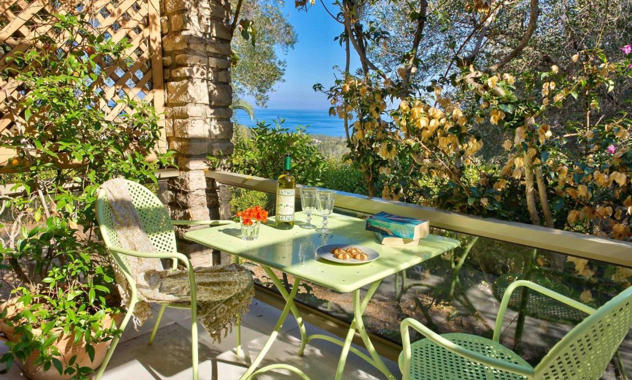 Mill Suites - Loggos Gaios Ngoại thất bức ảnh