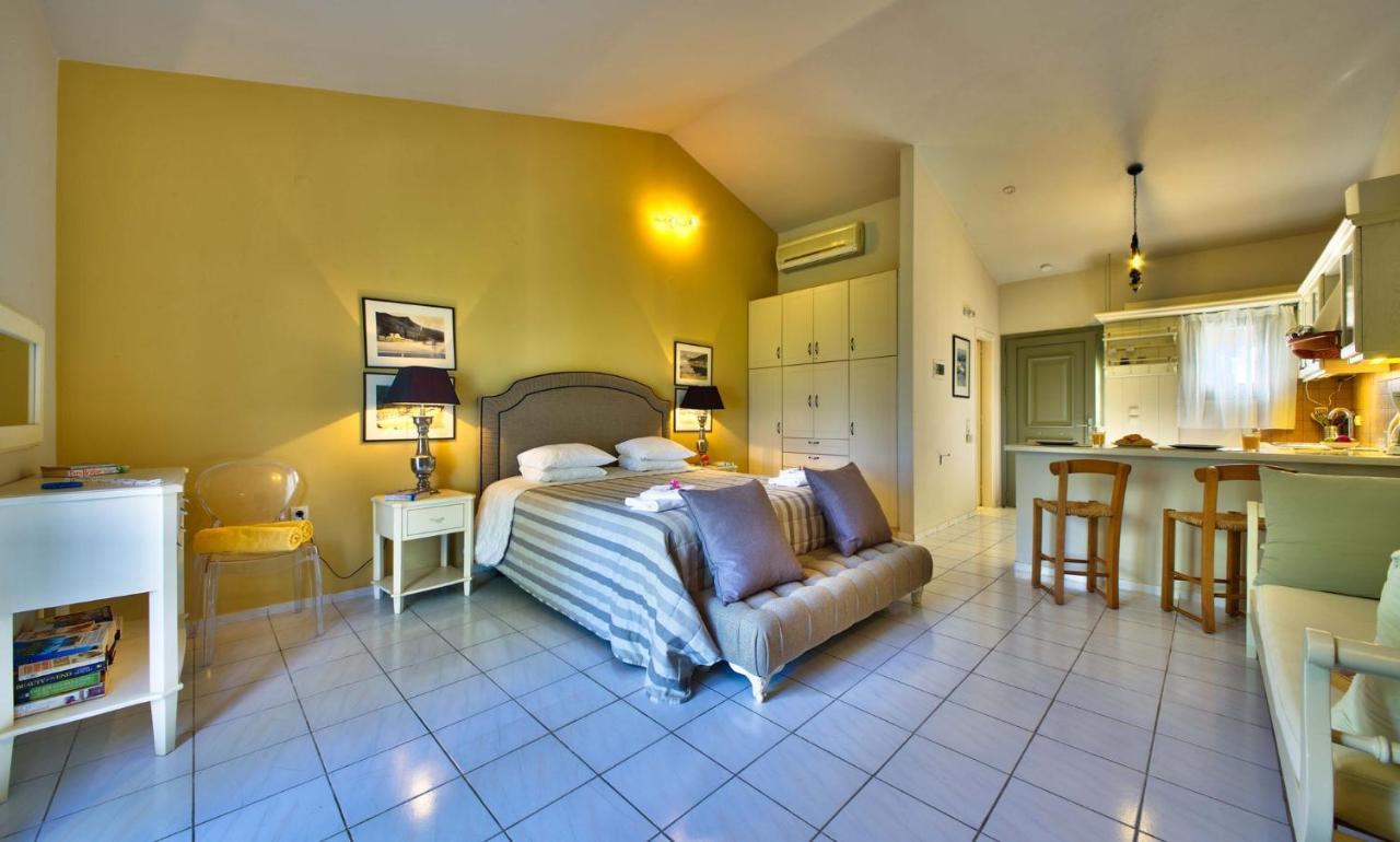Mill Suites - Loggos Gaios Ngoại thất bức ảnh