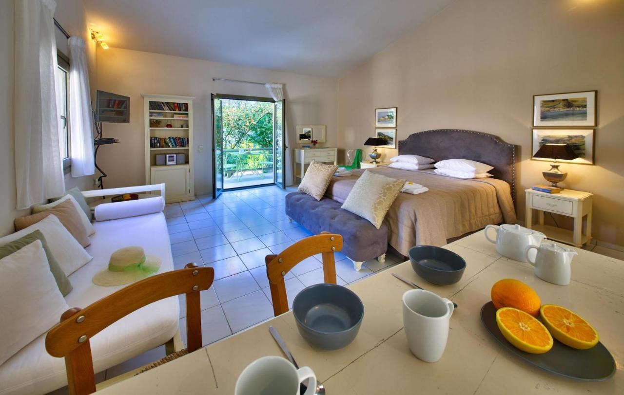 Mill Suites - Loggos Gaios Ngoại thất bức ảnh